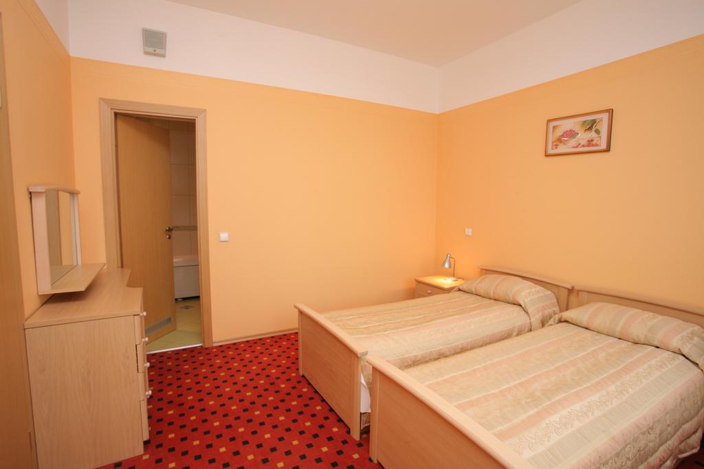 Belorus Hotel Druskininkai Room photo